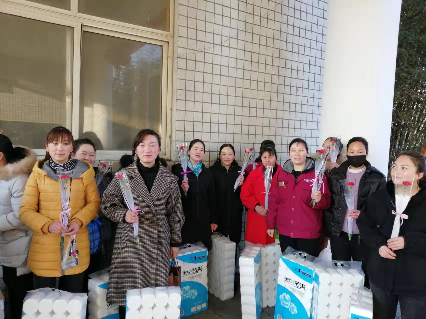 三八國際婦女節(jié) 關愛女工，匯豐在行動